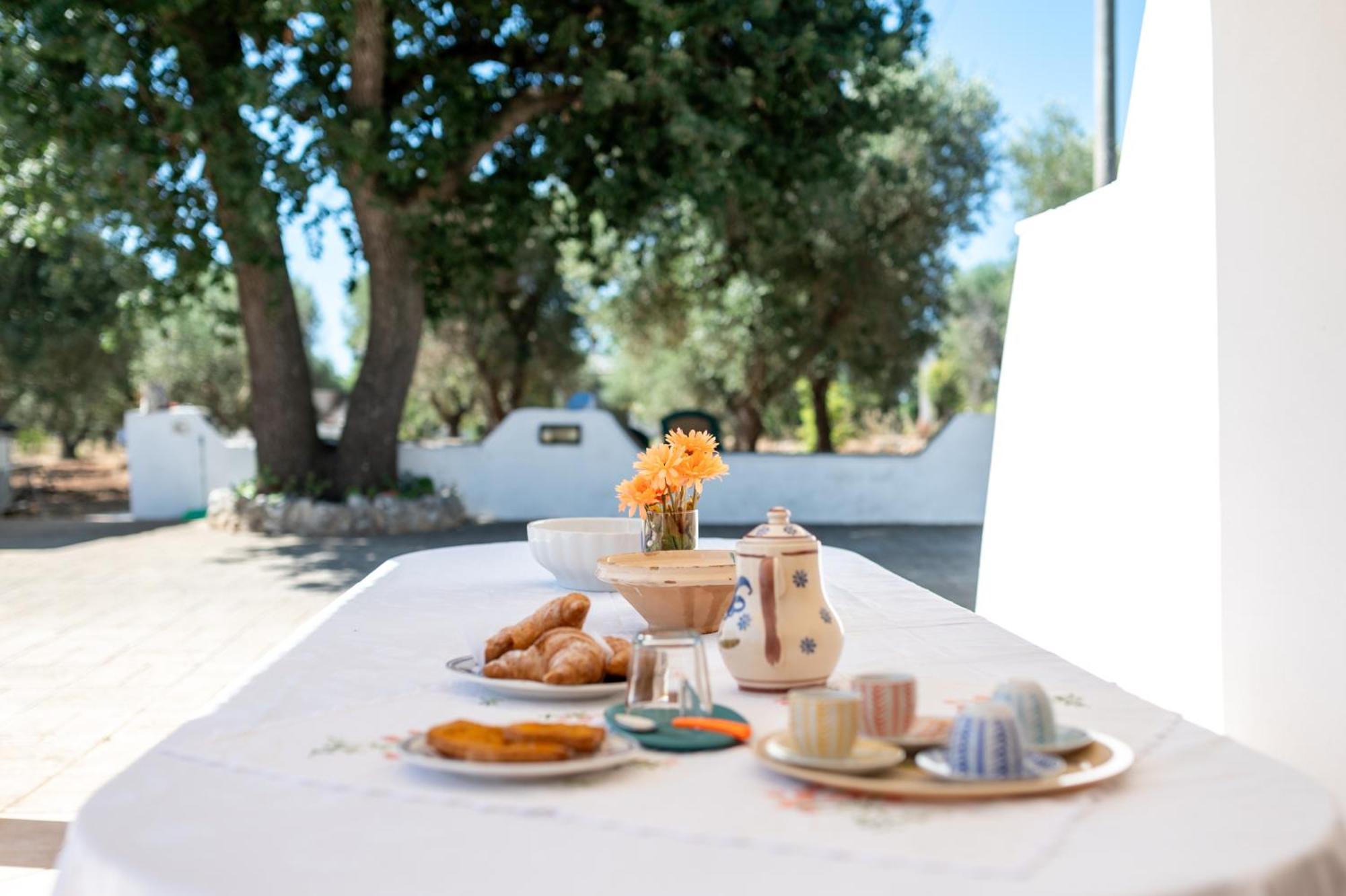 Trullo La Quercia Villa Ostuni Luaran gambar
