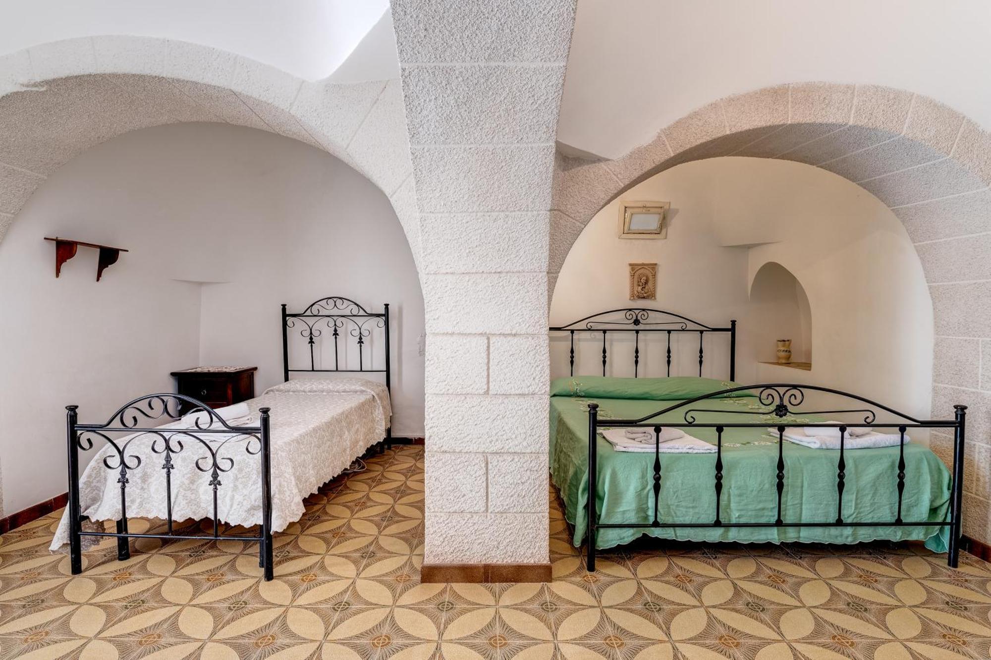 Trullo La Quercia Villa Ostuni Luaran gambar
