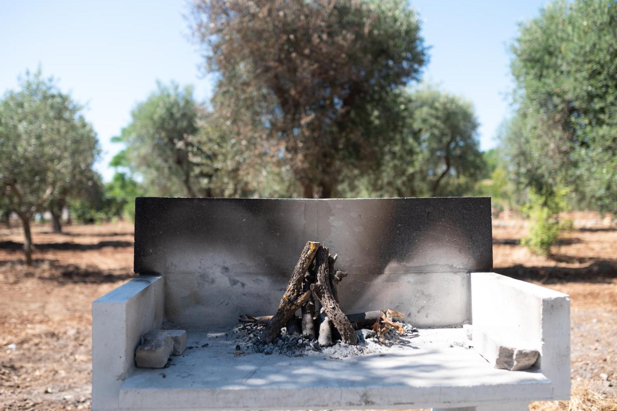 Trullo La Quercia Villa Ostuni Luaran gambar