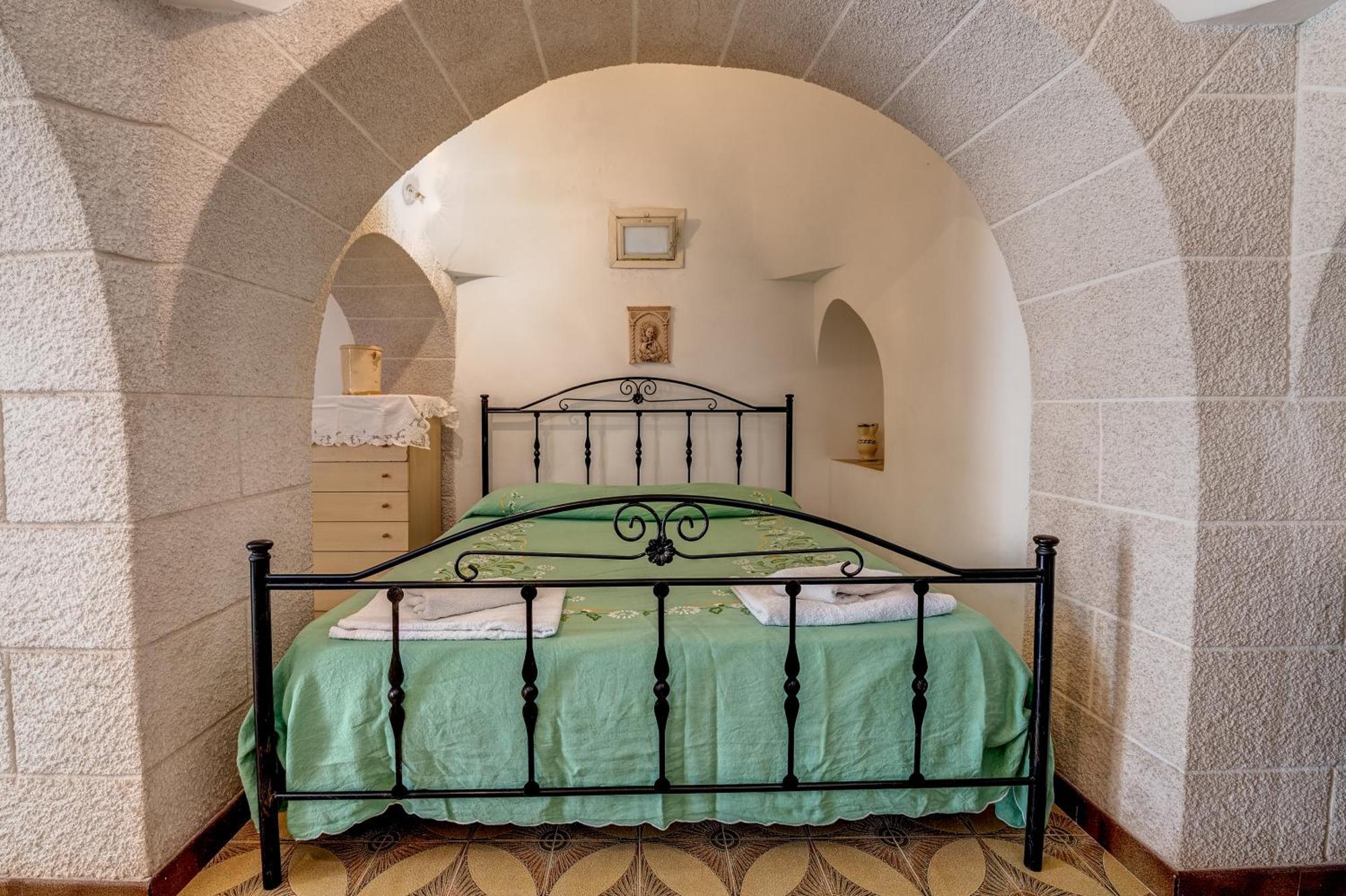 Trullo La Quercia Villa Ostuni Luaran gambar