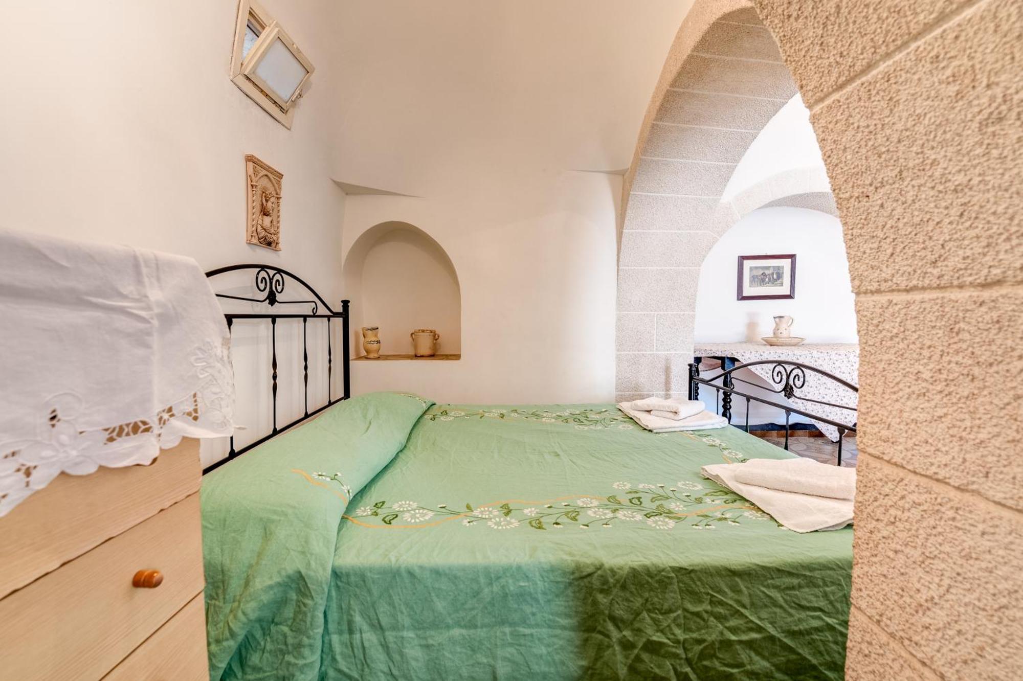 Trullo La Quercia Villa Ostuni Luaran gambar