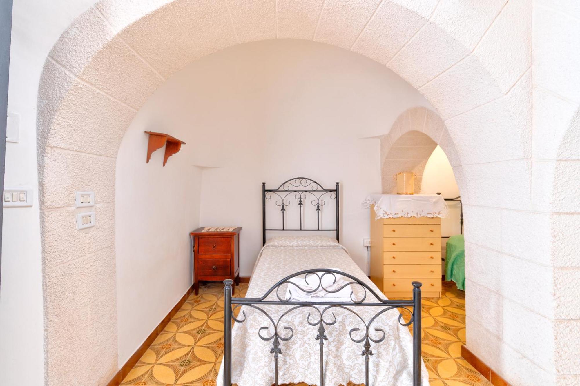 Trullo La Quercia Villa Ostuni Luaran gambar